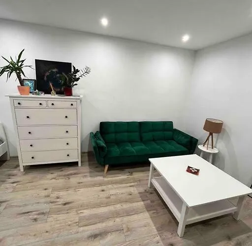 Appartement Right Next To The Center And Aupark